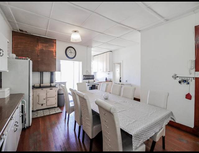 5 BEDROOM HOUSE FOR SALE IN PRIMROSE HILL